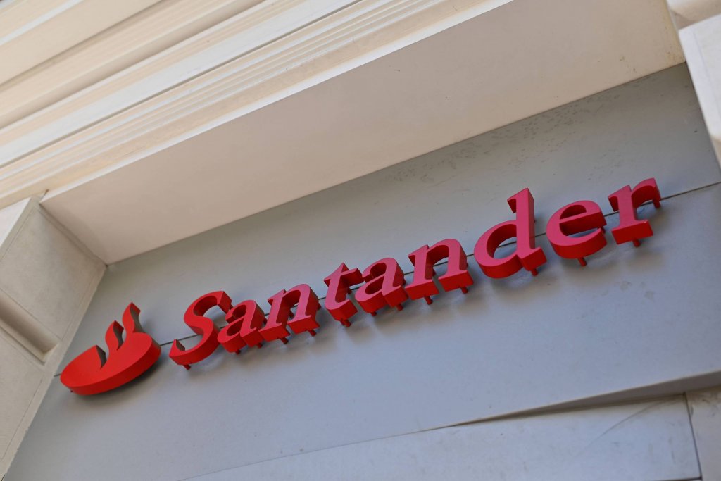 Como pedir o empréstimo do Santander - MEI